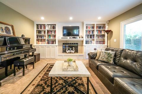 3812 Mondrian Dr, Modesto, CA 95356 photo 12