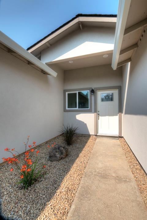 5563 Sparas St, Loomis, CA 95650 photo 4