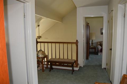 421 Cassidy Ct, Modesto, CA 95356 photo 12