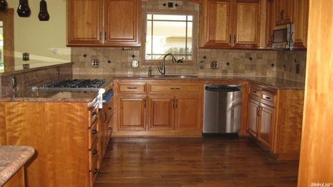 900 Kramer, Lodi, CA 95242 photo 2