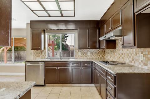 1483 Kimball Pl, Manteca, CA 95336 photo 8