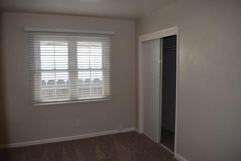 1136 E Fairmont Ave, Modesto, CA 95350 photo 16