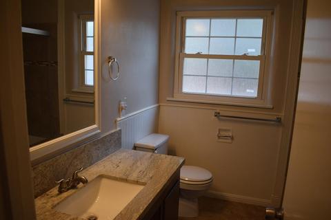 1136 E Fairmont Ave, Modesto, CA 95350 photo 11