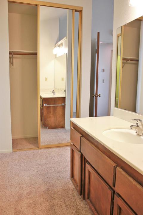 934 Claremont Ct, Modesto, CA 95356 photo 13
