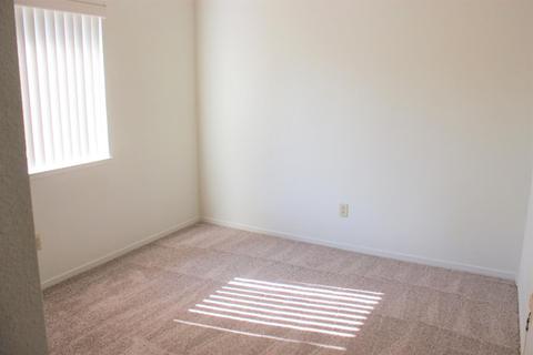 934 Claremont Ct, Modesto, CA 95356 photo 11