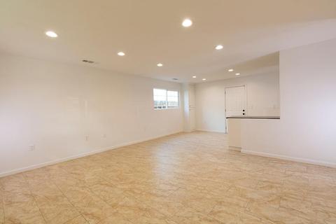 1109 Snead Dr, Modesto, CA 95351 photo 3