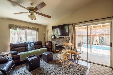 1484 Waterthrush Way, Turlock, CA 95382 photo 5