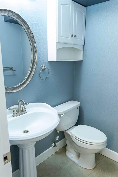 7627 Roberta Ln, Antelope, CA 95843 photo 9