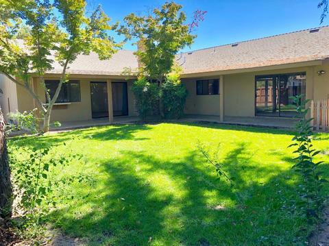 597 Manor Oak Pl, Manteca, CA 95336 photo 1