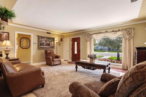 13 N Sunset Dr, Lodi, CA 95240 photo 4