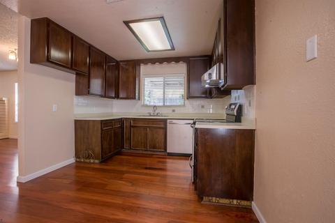 538 Dixie Ln, Ripon, CA 95366 photo 7