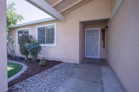 538 Dixie Ln, Ripon, CA 95366 photo 4