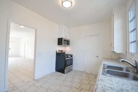910 Byron Ln, Modesto, CA 95351 photo 25