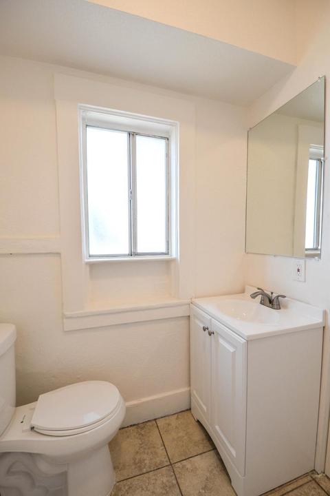 910 Byron Ln, Modesto, CA 95351 photo 29