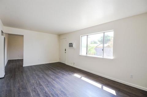 910 Byron Ln, Modesto, CA 95351 photo 12