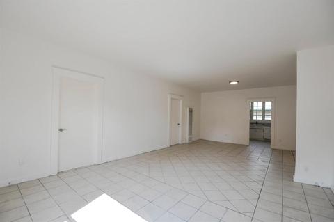 910 Byron Ln, Modesto, CA 95351 photo 23