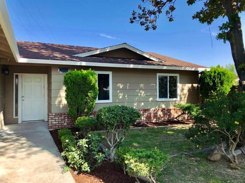 2960 Blackburn Ct, Turlock, CA 95382 photo 2