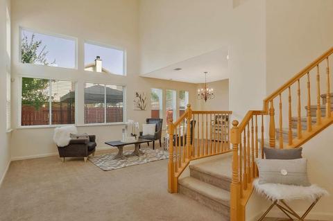 1073 Brook View Ln, Manteca, CA 95337 photo 3
