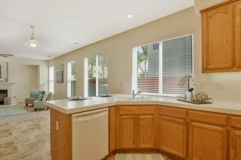 1073 Brook View Ln, Manteca, CA 95337 photo 16