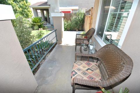 1440 Angus St, Patterson, CA 95363 photo 2