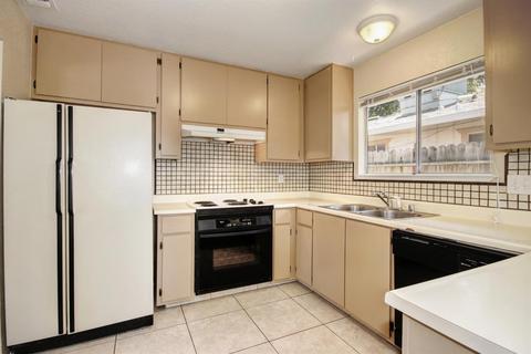 3204 Ashwood Ln, Carmichael, CA 95608 photo 14