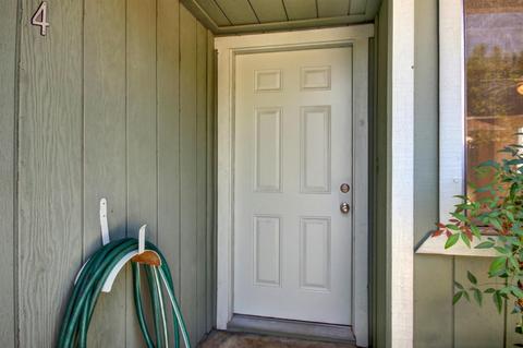3204 Ashwood Ln, Carmichael, CA 95608 photo 3