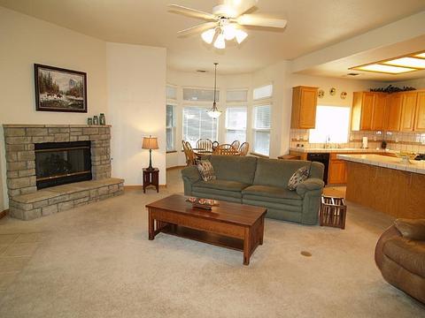 3240 Amethyst Way, Turlock, CA 95382 photo 8