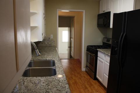 2322 Strivens Ave, Modesto, CA 95350 photo 2
