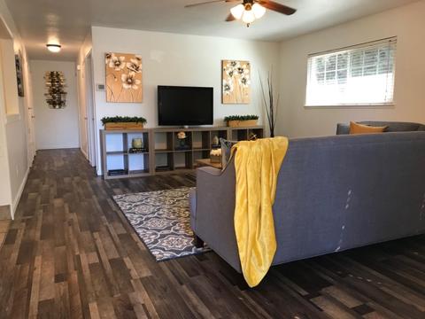 240 Oleander Ln, Turlock, CA 95380 photo 2