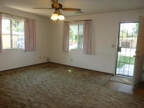 494 Sycamore Ave, Gustine, CA 95322 photo 4