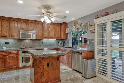 2415 Monroe St, Tracy, CA 95376 photo 9