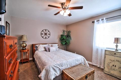 404 J St, Lathrop, CA 95330 photo 18
