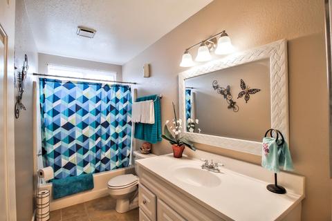 404 J St, Lathrop, CA 95330 photo 22
