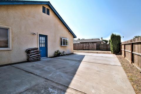 404 J St, Lathrop, CA 95330 photo 29