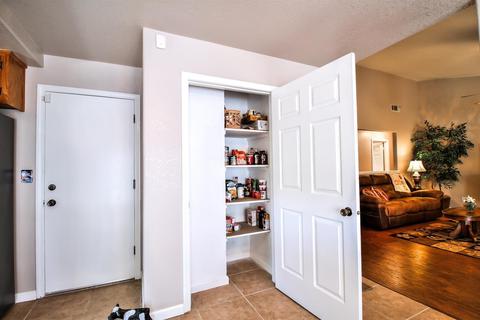 404 J St, Lathrop, CA 95330 photo 15