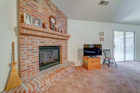 1996 Pebble Bch, Merced, CA 95340 photo 4