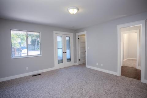537 E Marshall St, Turlock, CA 95380 photo 15
