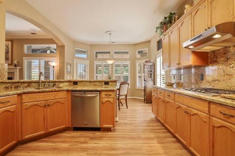 2849 Applewood Dr, Lodi, CA 95242 photo 3