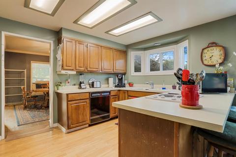 624 E Roseburg Ave, Modesto, CA 95350 photo 3