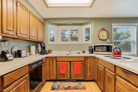 624 E Roseburg Ave, Modesto, CA 95350 photo 5