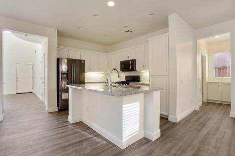 3332 Dewar Ln, Turlock, CA 95382 photo 11