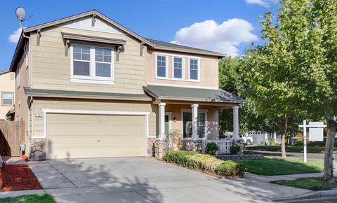 3332 Dewar Ln, Turlock, CA 95382 photo 1