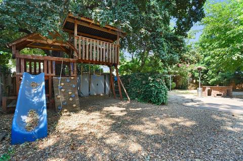 1121 S School St, Lodi, CA 95240 photo 28
