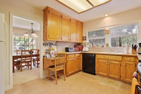 1121 S School St, Lodi, CA 95240 photo 13