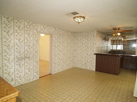 1502 Maplewood Dr, Modesto, CA 95350 photo 5