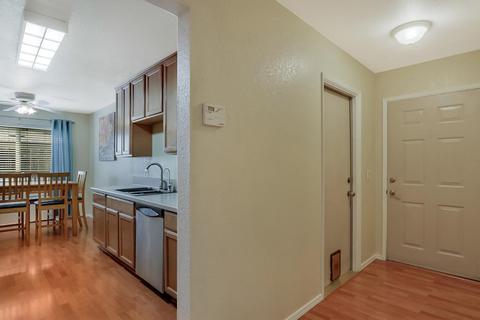388 Almond Ct, Ripon, CA 95366 photo 6