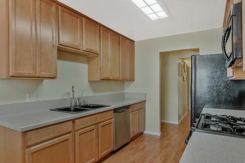 388 Almond Ct, Ripon, CA 95366 photo 10