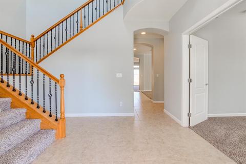 1641 Biarritz St, Tracy, CA 95304 photo 4