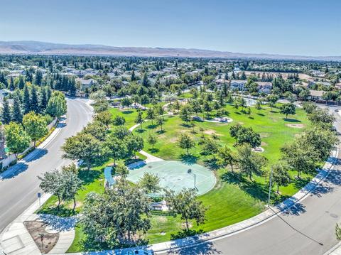 1641 Biarritz St, Tracy, CA 95304 photo 36