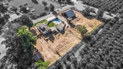 305 Leek Rd, Modesto, CA 95357 photo 4